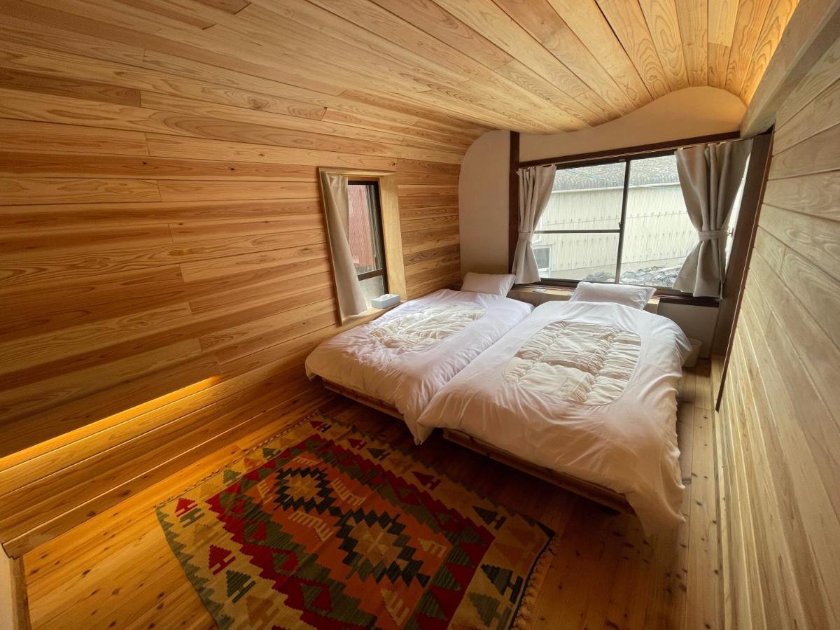 岡邸 Apartment Tonosho  Екстериор снимка
